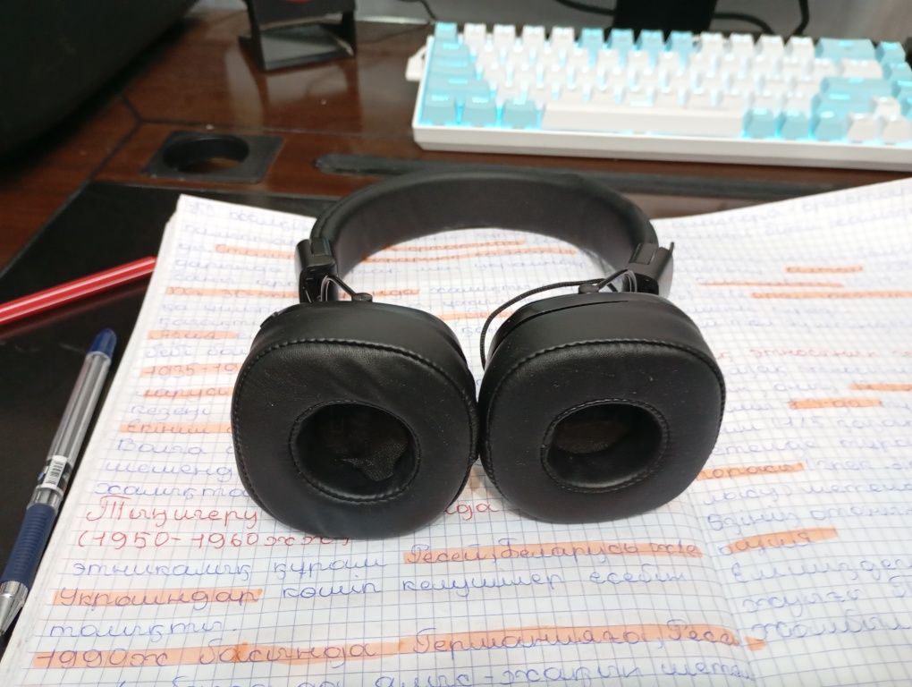 Marshall headphones