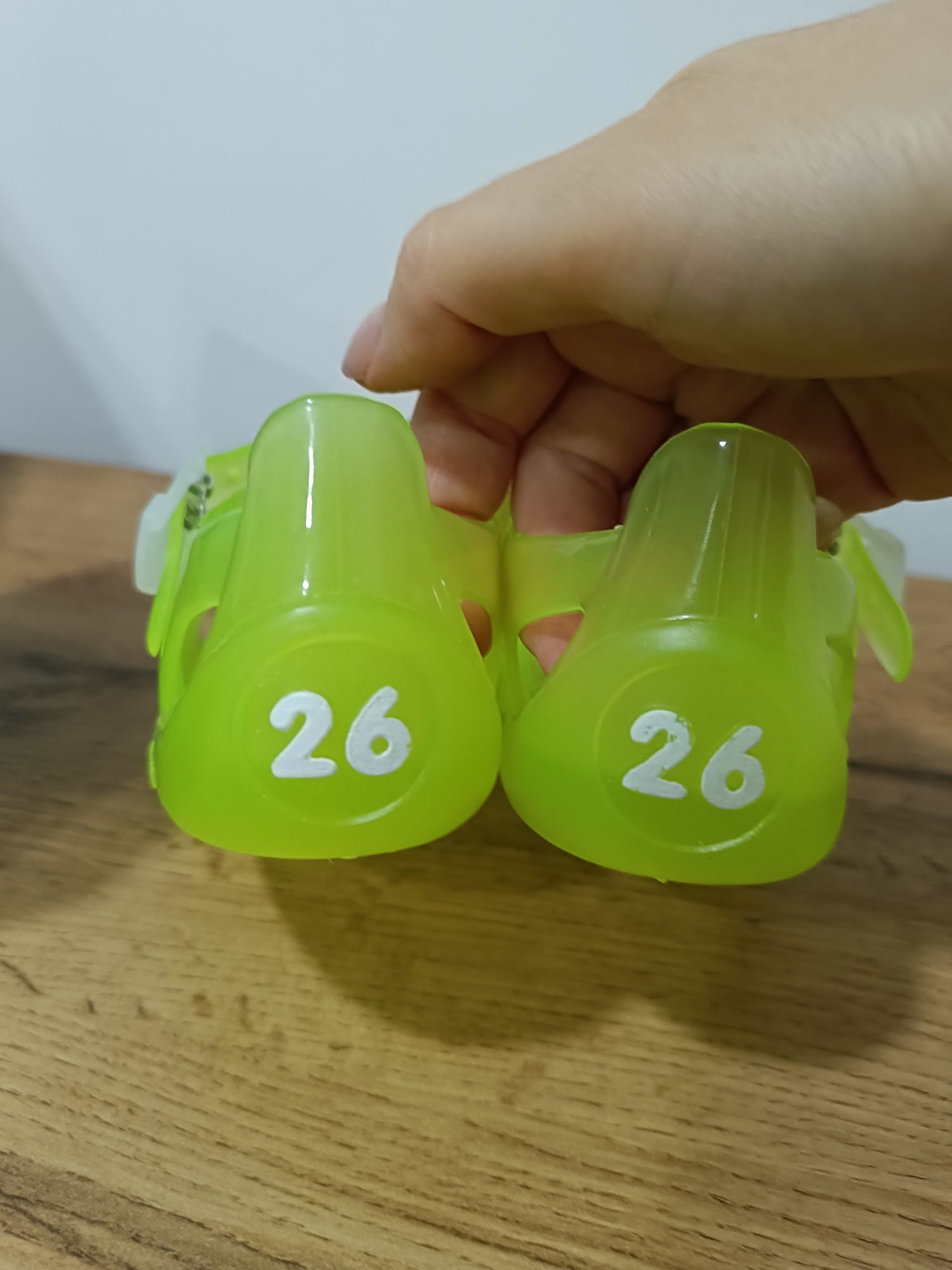 Сандалии летние CHICCO оригинал 26 размер
