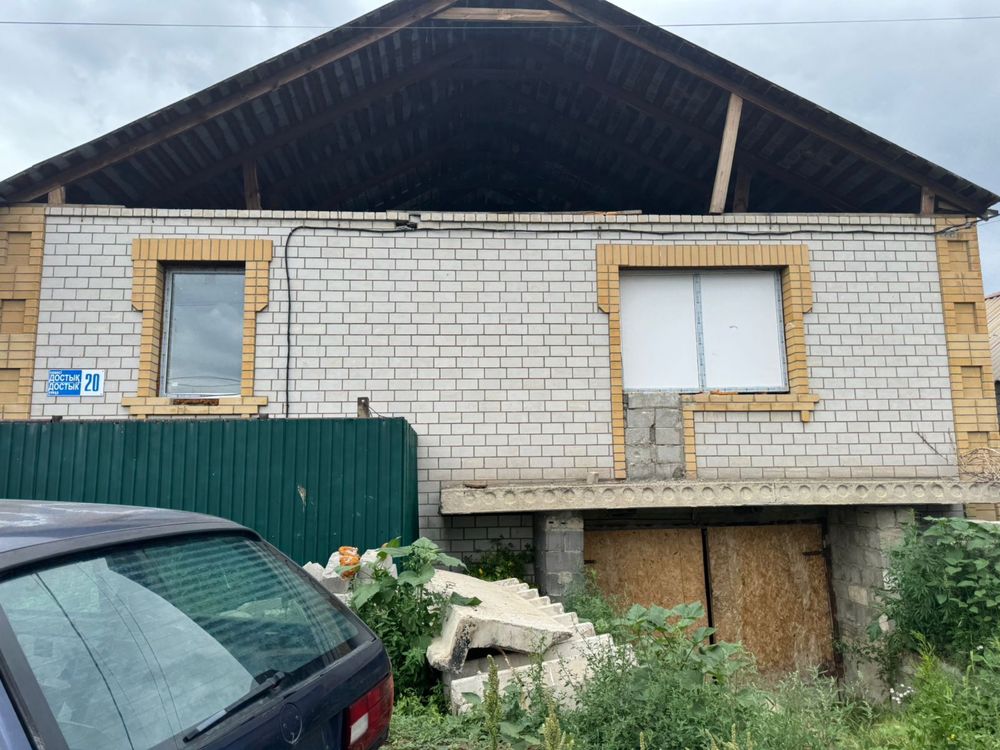 Дом в разбор на стройматериалы состоит из (панели керамзитобетон)