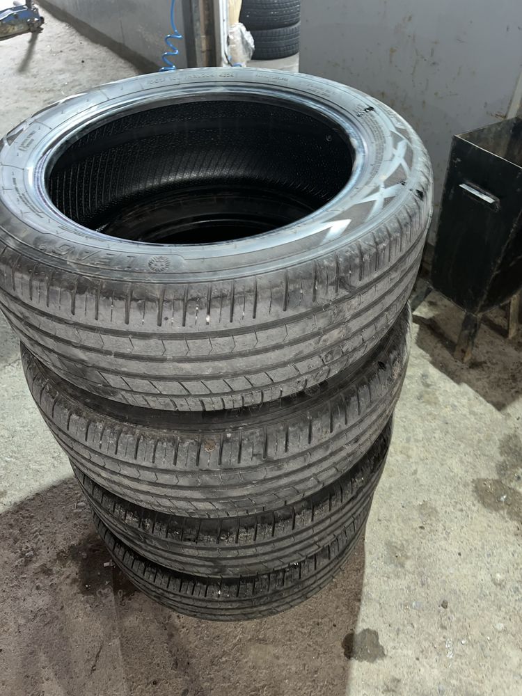 Продам шина почти новый R17