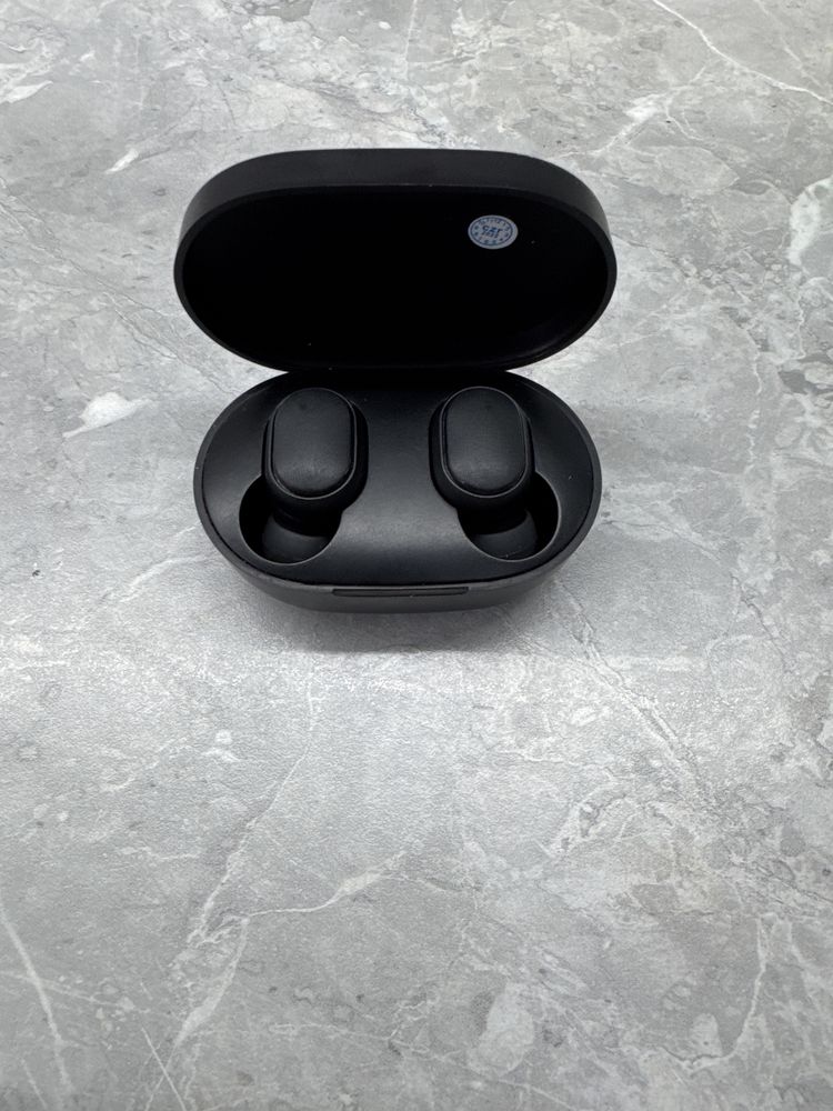 Продам беспроводные наушники Redmi Airdots S