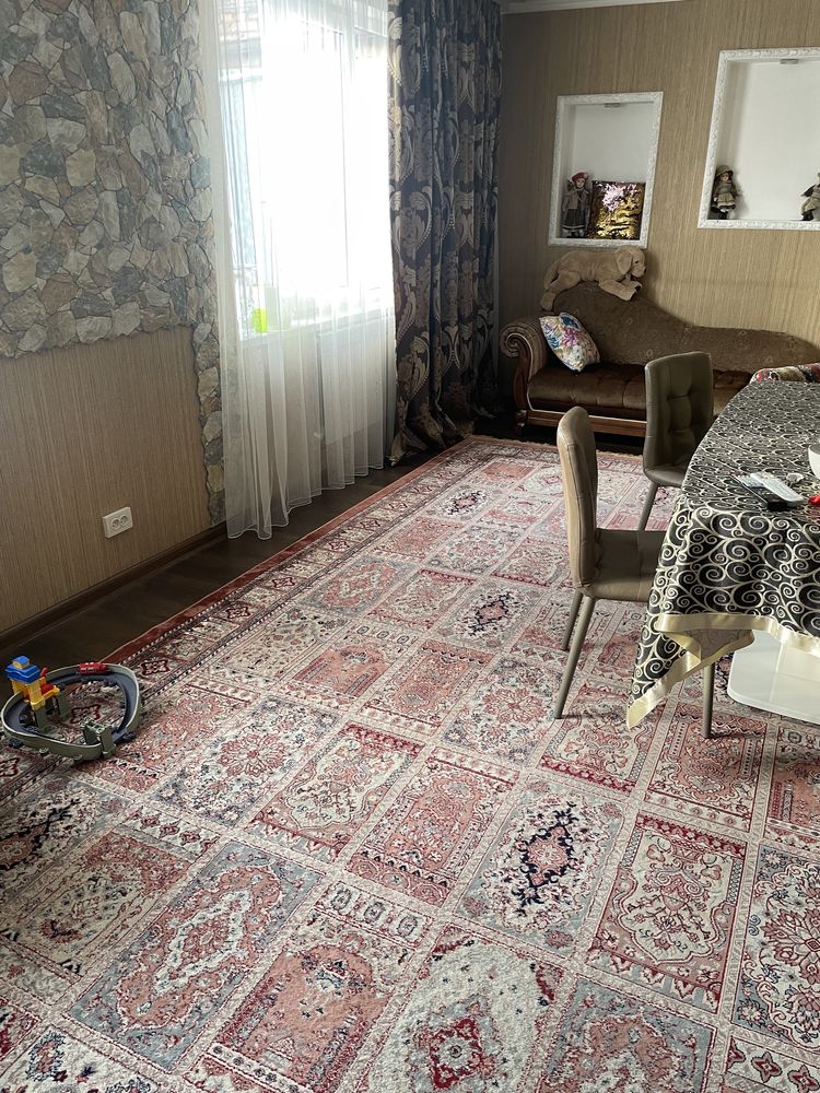 Продам ковер