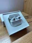 Apple AirPods3.