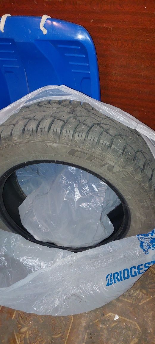 Продам комплект зимних колёс