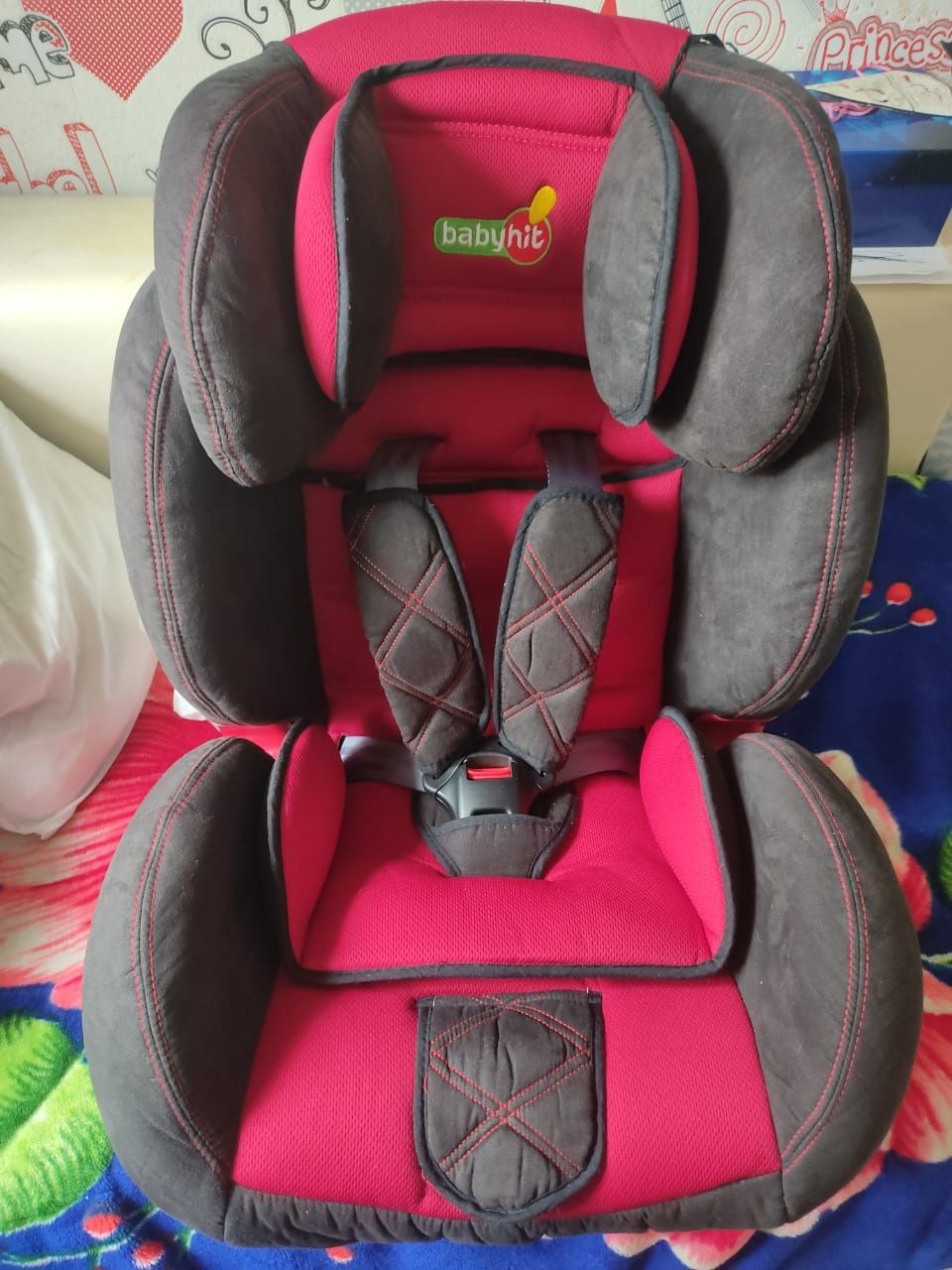 Автокресло фирмы BabyHit