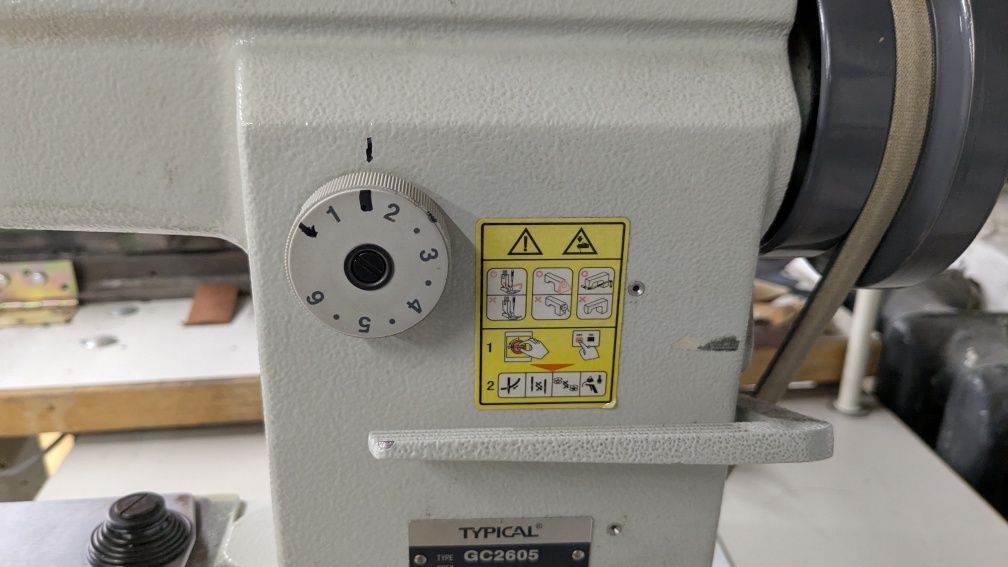 Typical gc 2605 Швейная машина. Рукавная