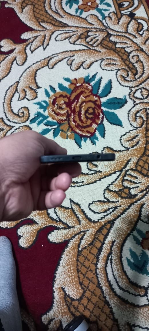 Продам  OPPO Reno 7