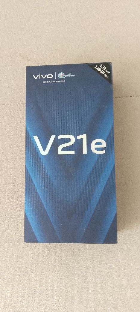 Продам Vivo v21e