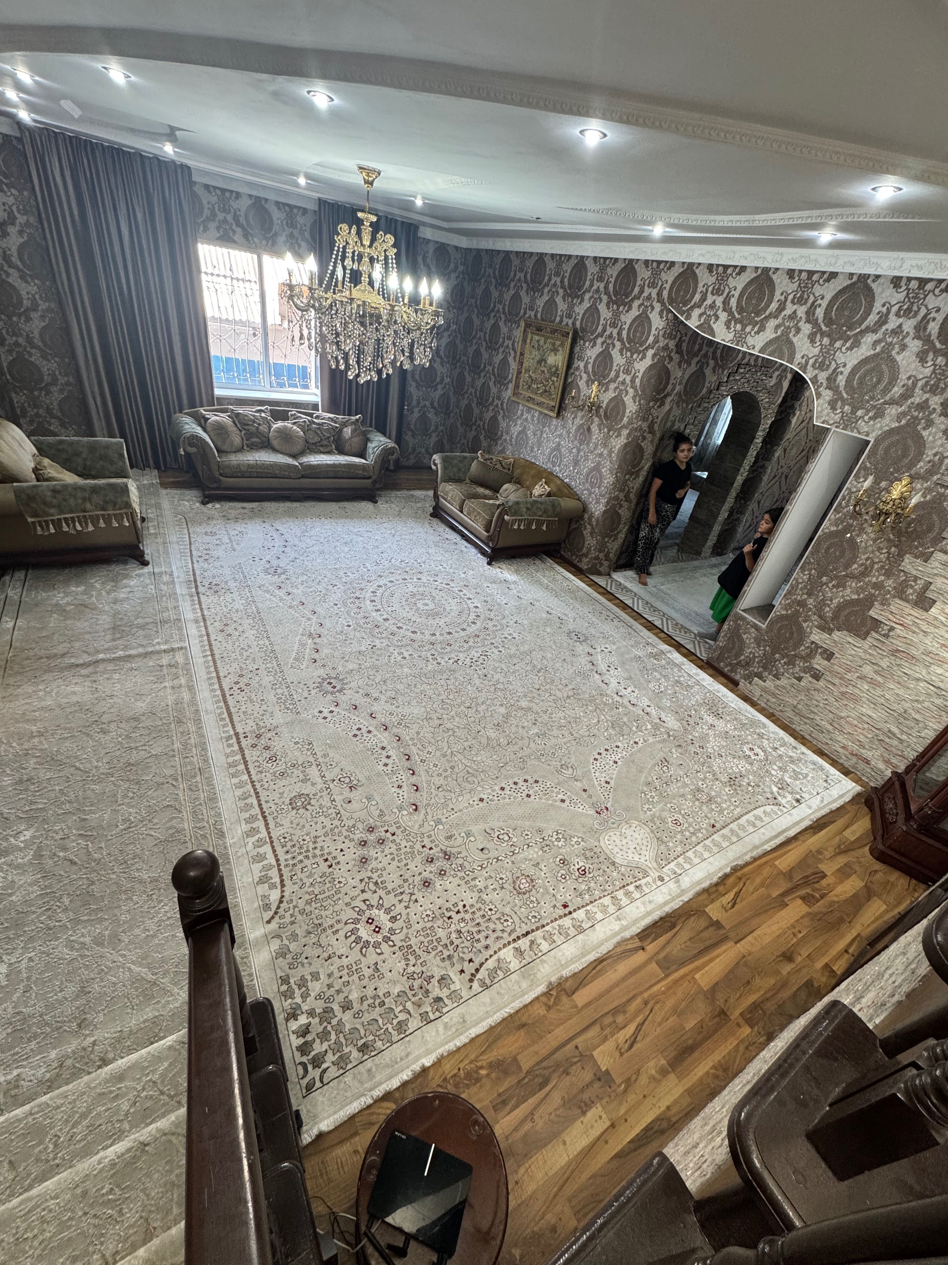 Продам ковёр 4/6 б/у 58000 Алматы