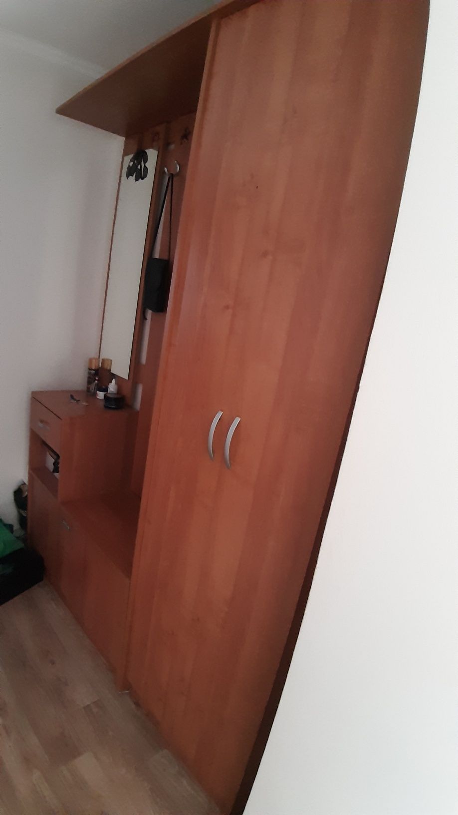Продаю прихожую супер качества