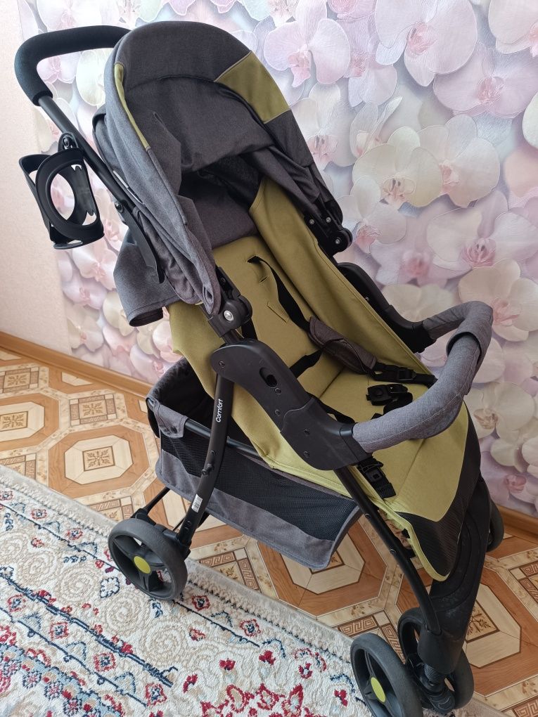 Продам детскую коляску