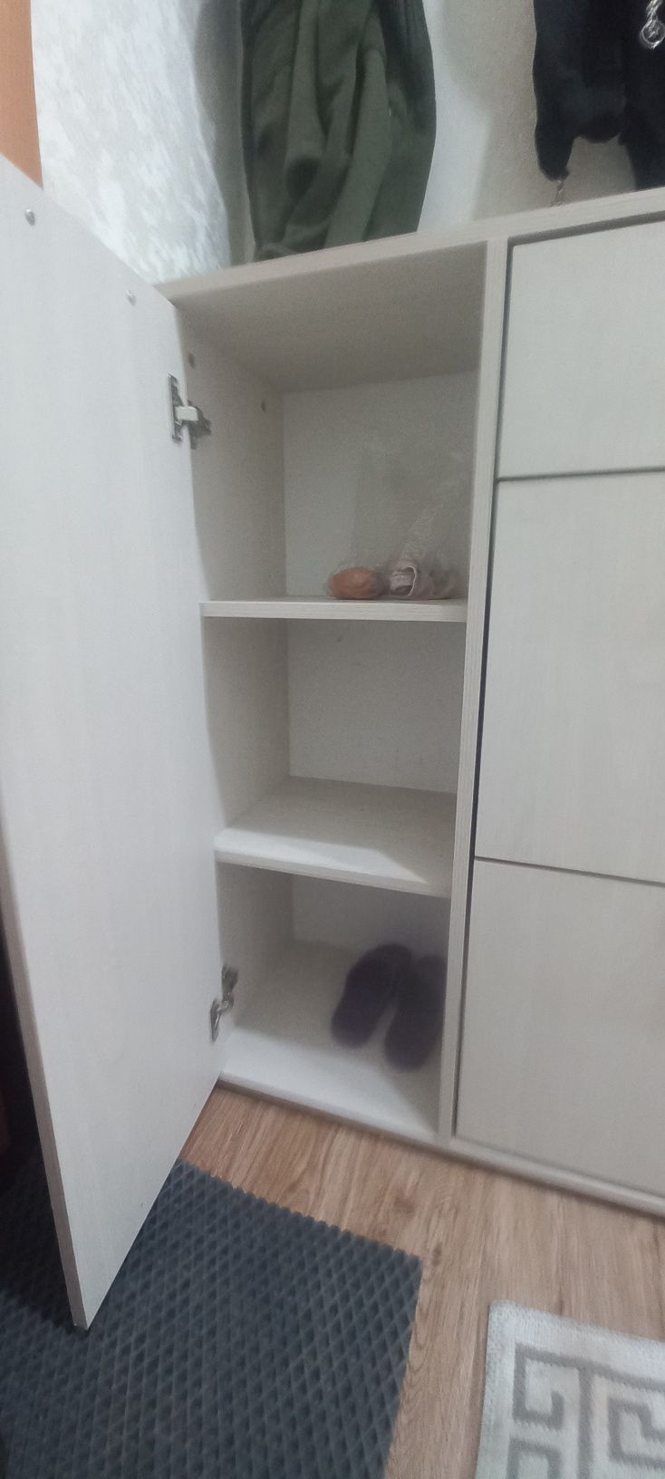 Продаю обувной тумбо