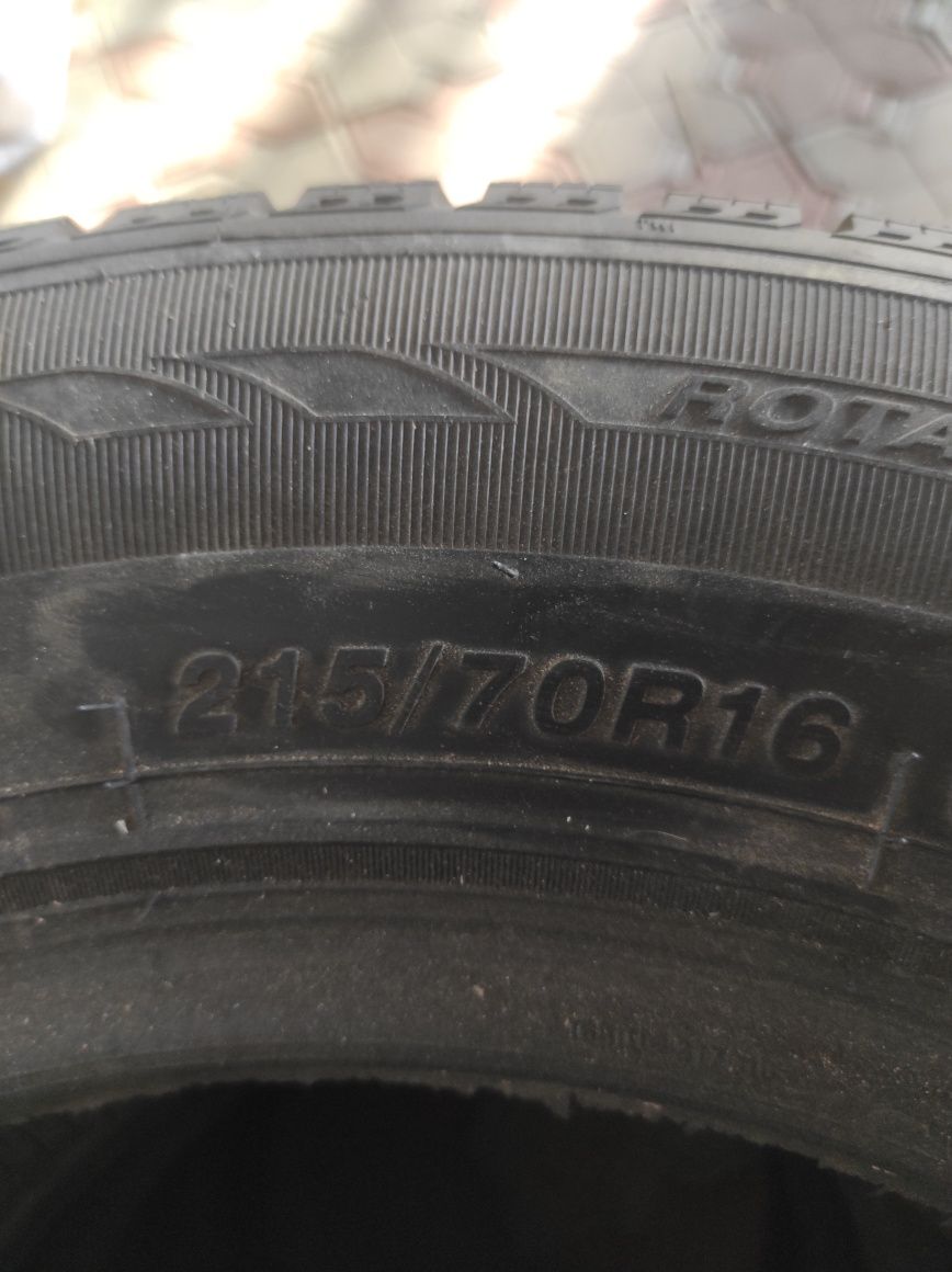 Продам резину зимние комплект