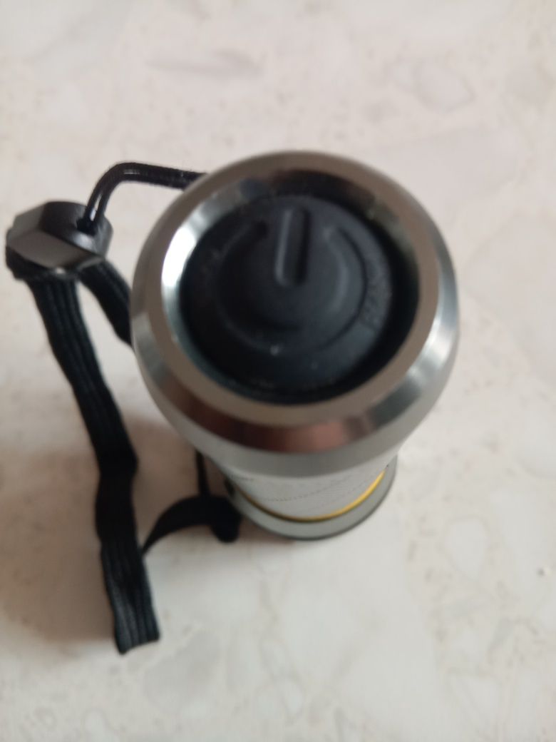 Продам фонарик. Energizer