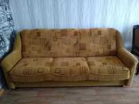 Продам диван с 2 креслами