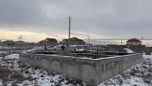 Продам участок с фундаментами