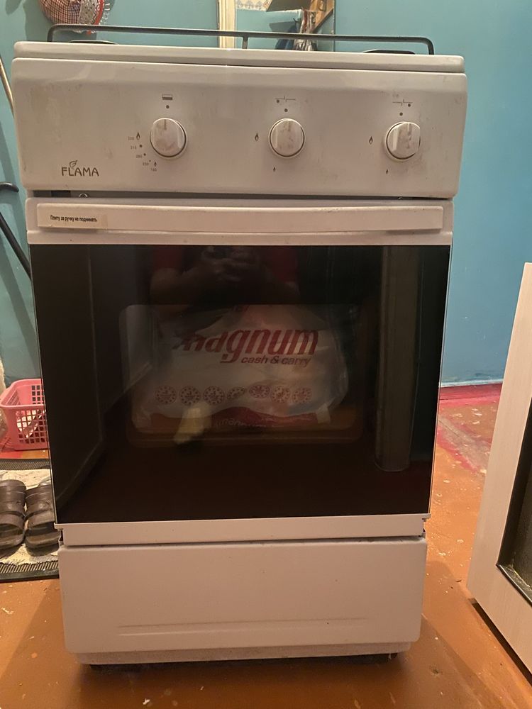 Продам газовую плиту