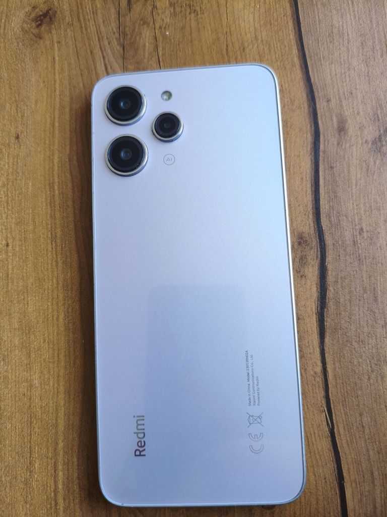 Смартфон Xiaomi Redmi 12