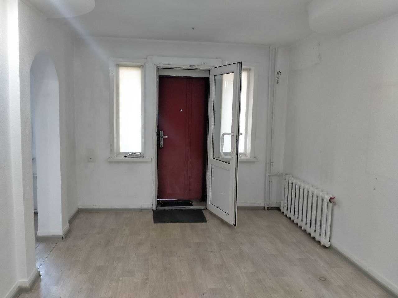Продажа салона, магазина, офиса. Центр, первая линия, парковка.