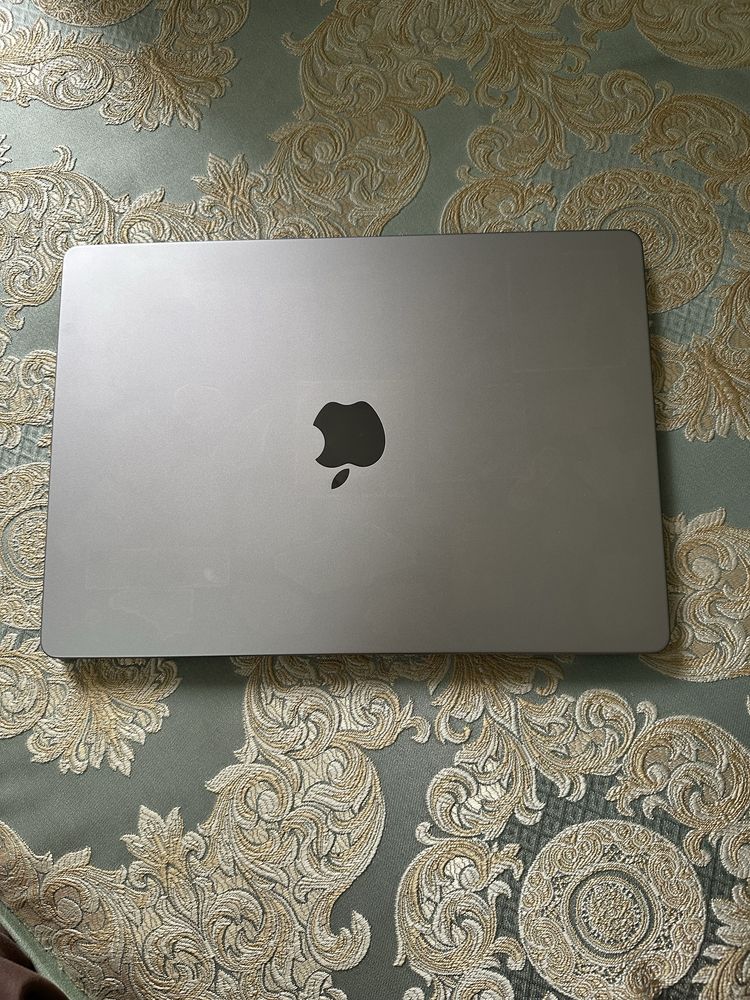Macbook Pro 14 M1 Pro, в отличном состоянии!