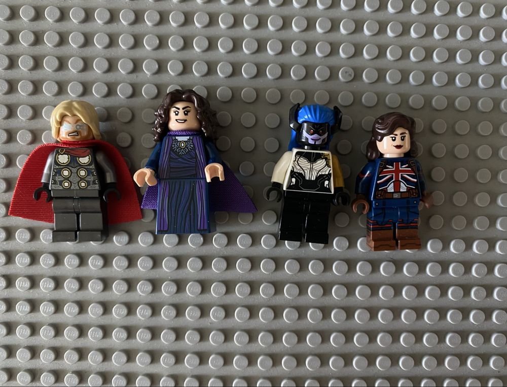 Lego Marvel minifigures