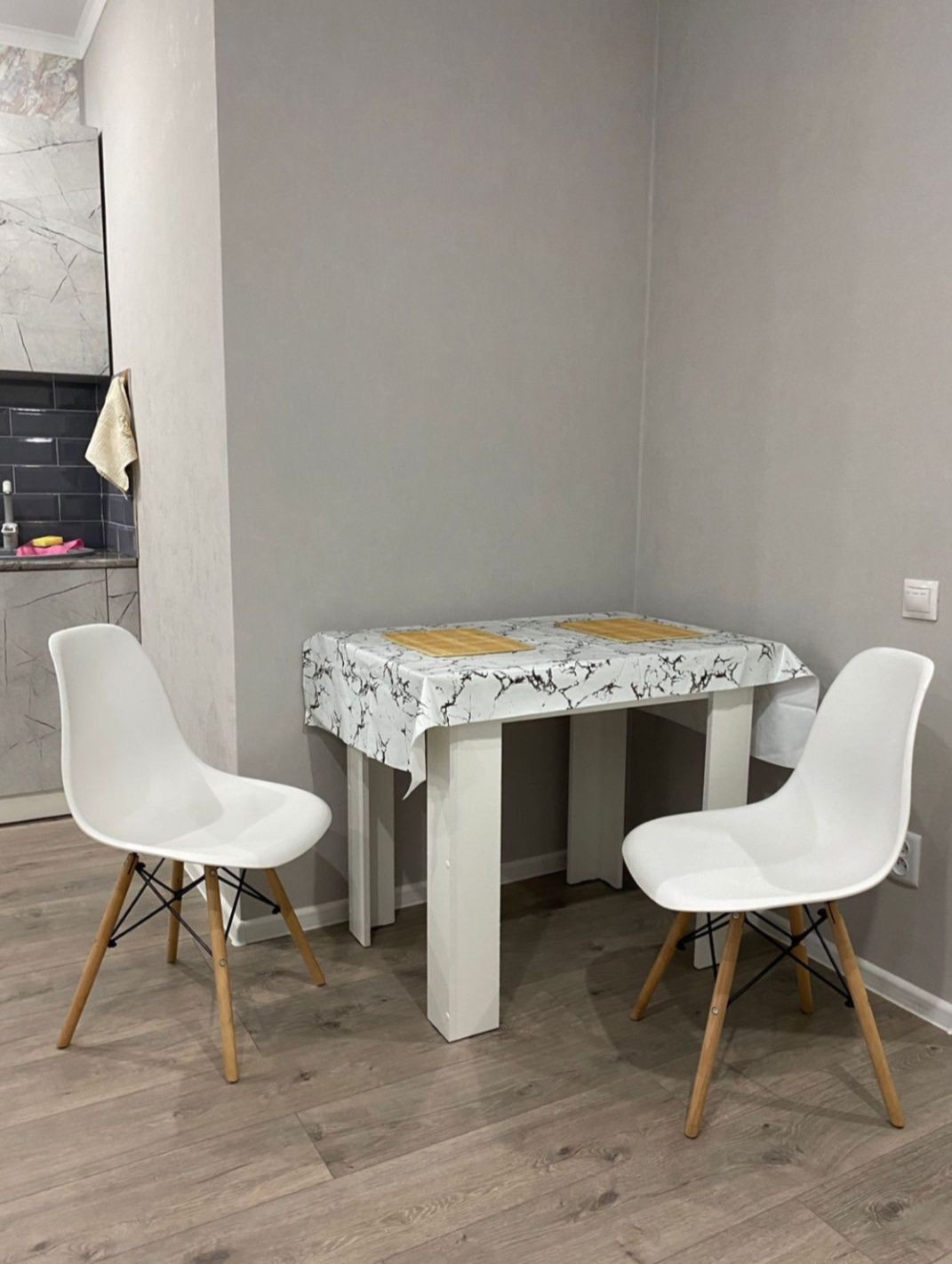 Сдам вип квартиру по суточно
