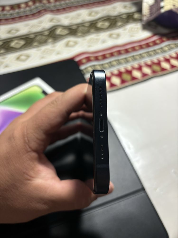 Продам Iphone 14 Plus 128 GB