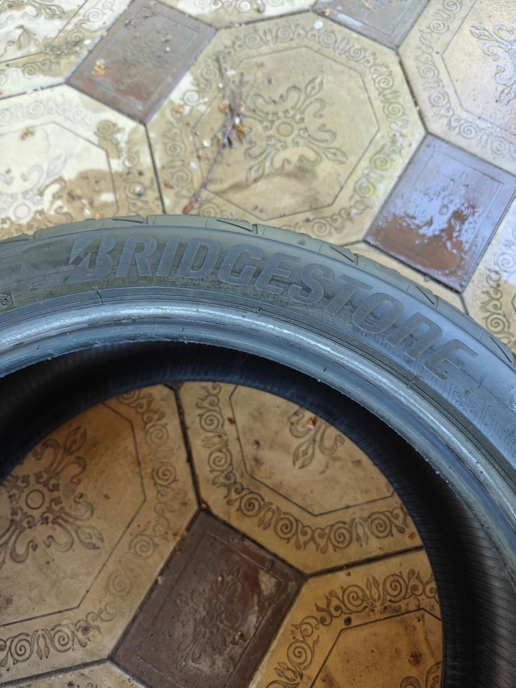 Резина Bridgestone Potenza Adrenalin re004