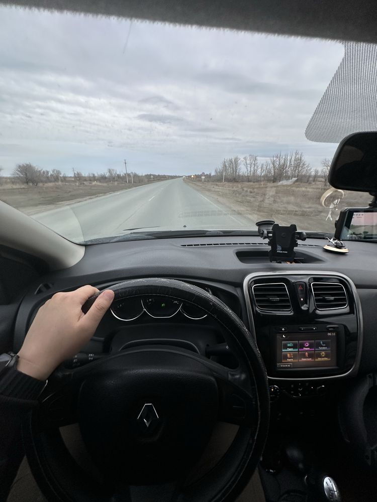 Рено сандеро степвей 2