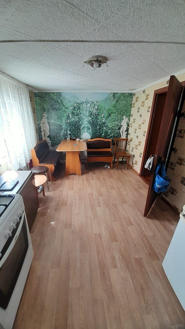Продам дом с газовым отоплением на ст. Тобол