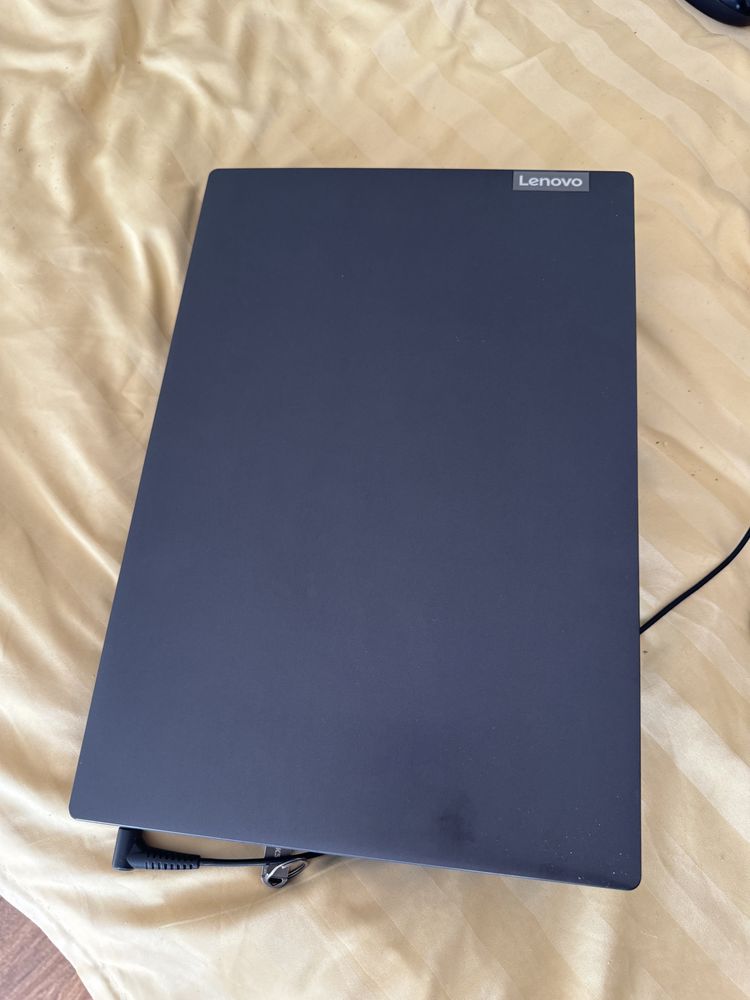 Продаю Ноутбук Lenovo LAPTOP-6VRFKRN7