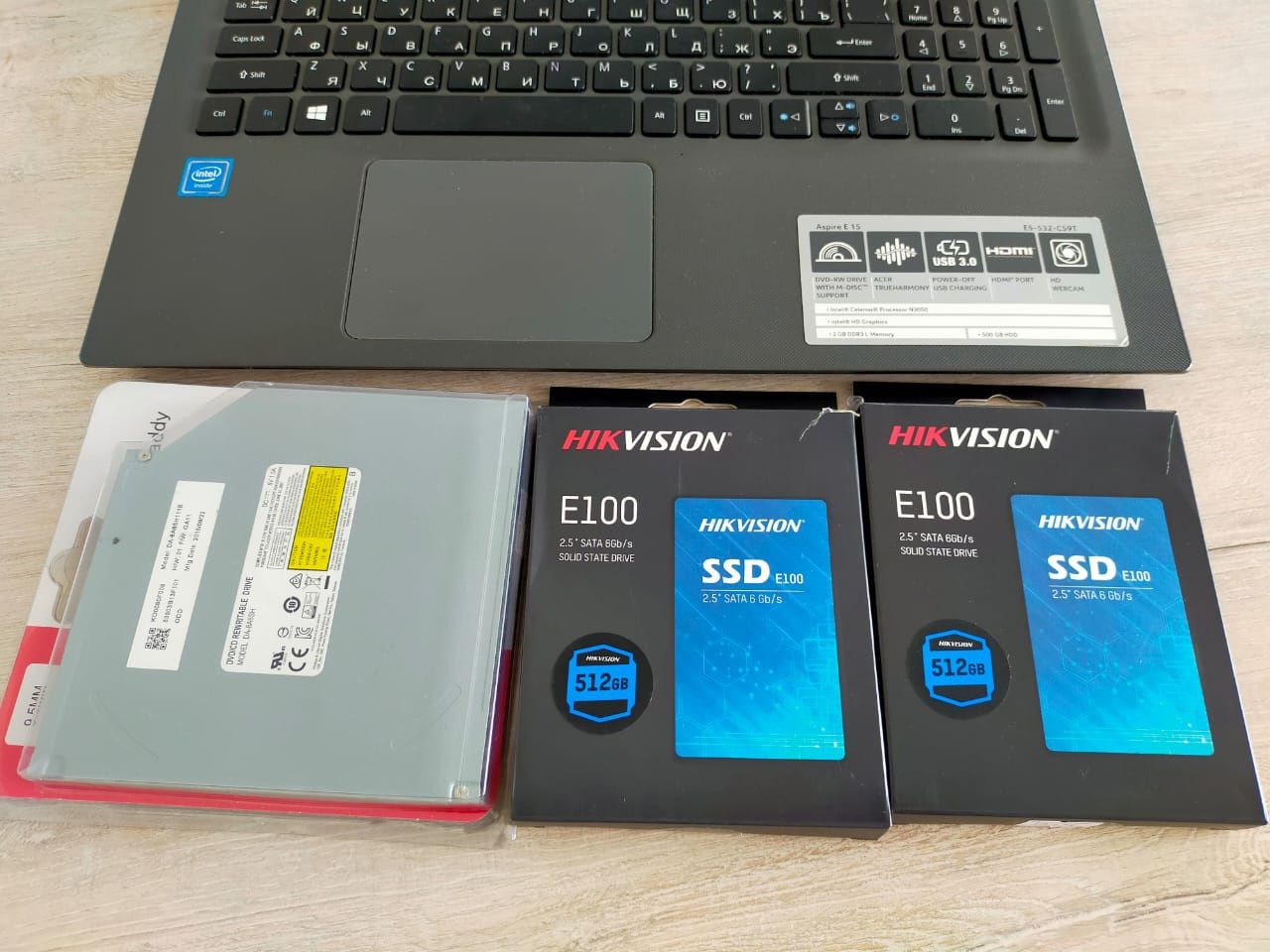 Продам модернизированный ноутбук Acer  E5-532-C59T