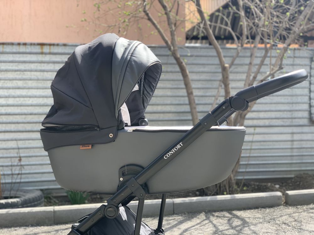 Продам коляску 2в1 от бренда Pituso