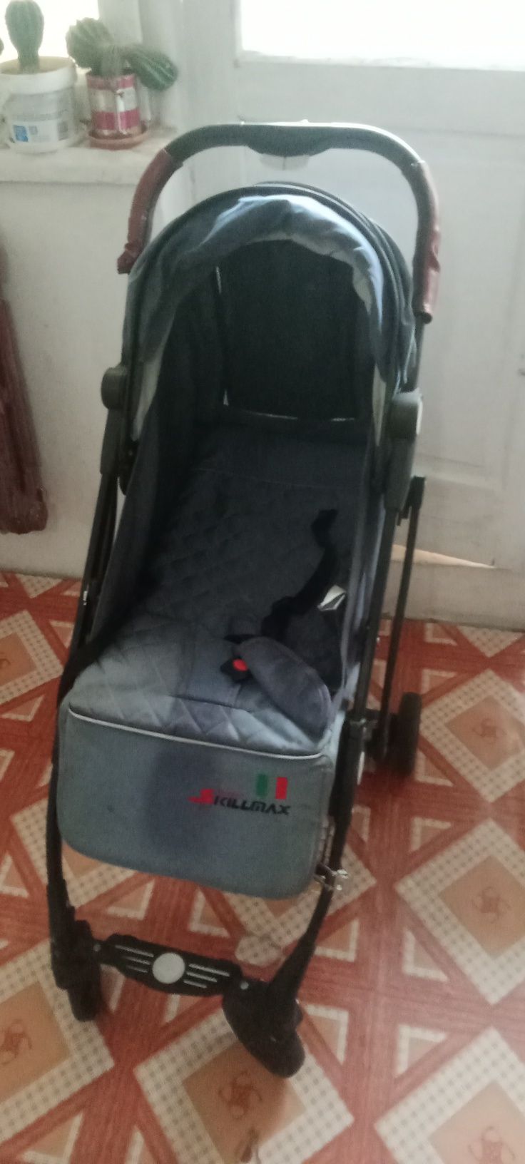 Продам детскую коояску