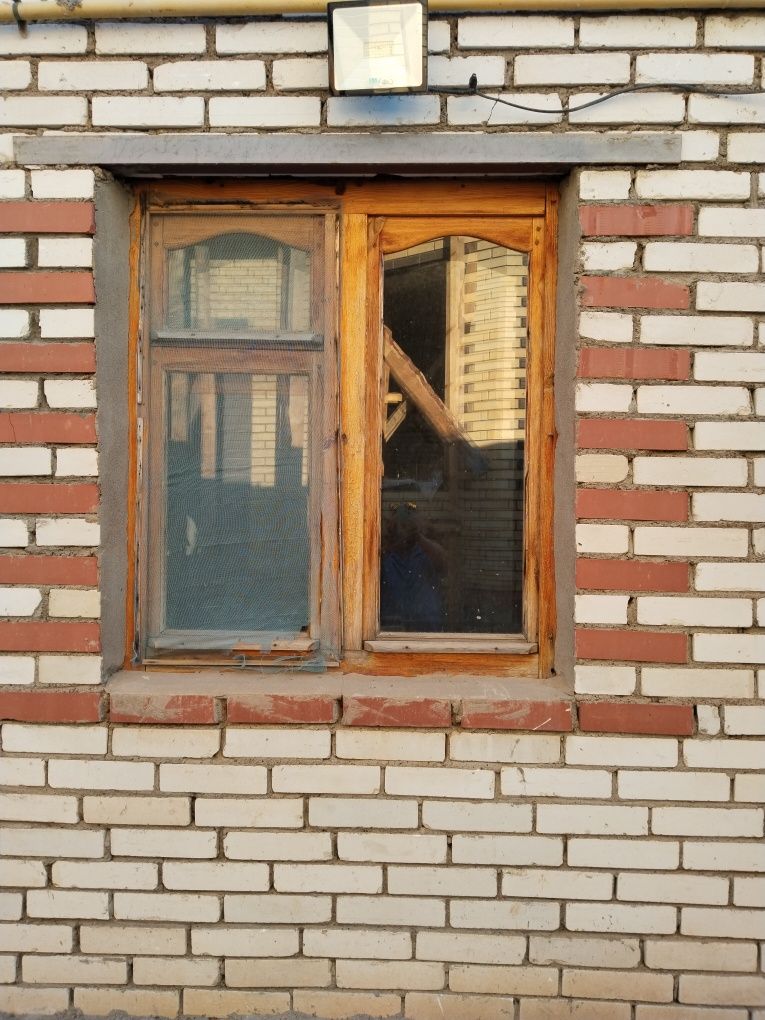 Окна деревянные 1×15,1×10. 6штук,1×90,1метр ,хорошо состояние