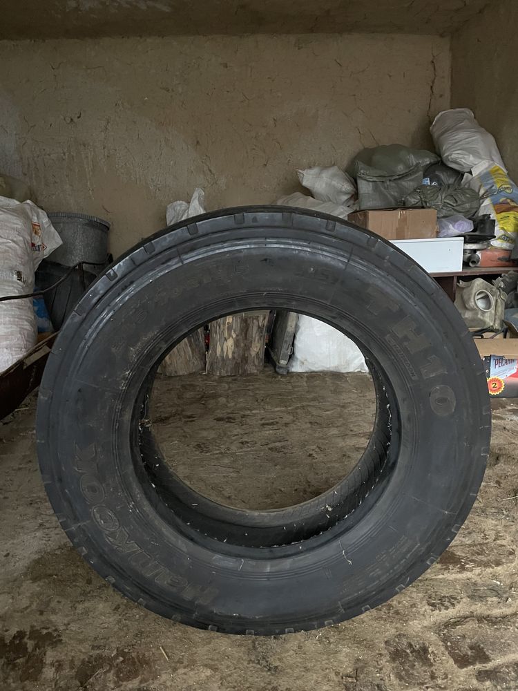 Продам шину МAN 19.5