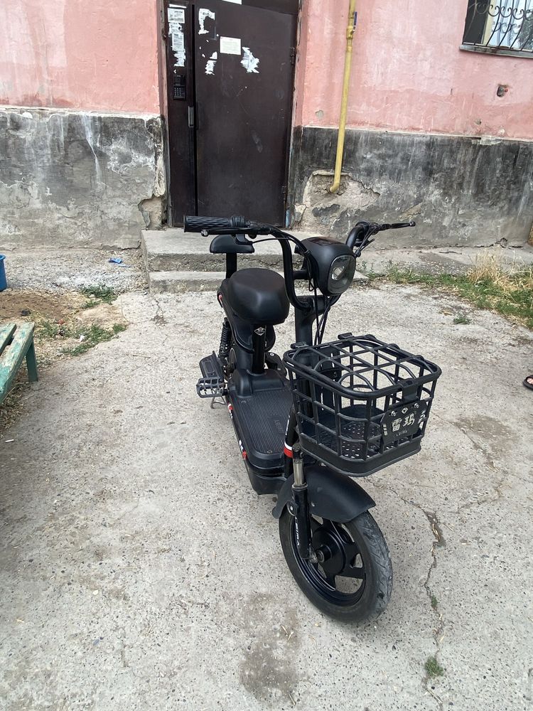 Скутер продам ….