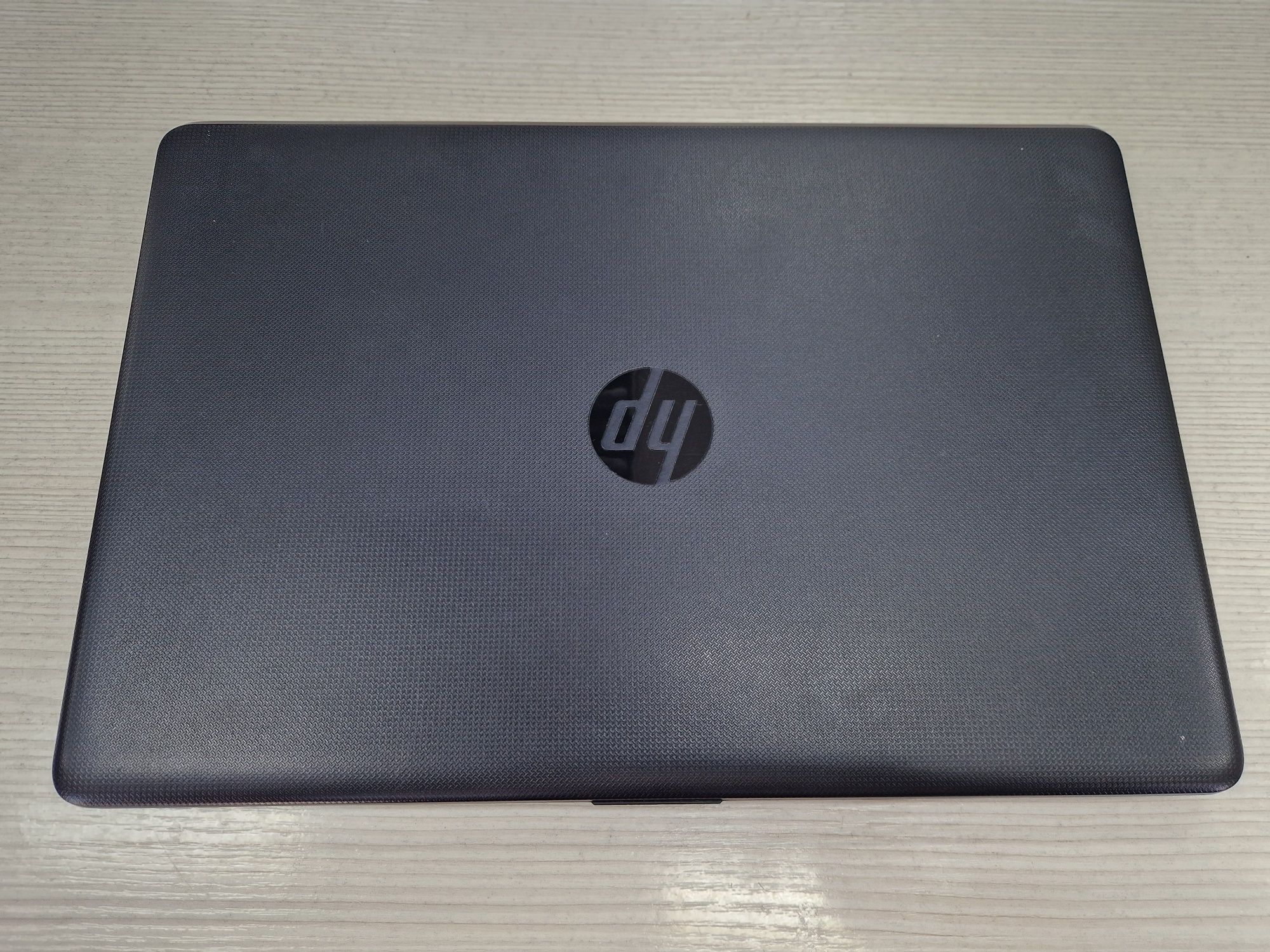Шустрый HP (2 ядра, 256 Gb SSD, 8 Gb DDR4)