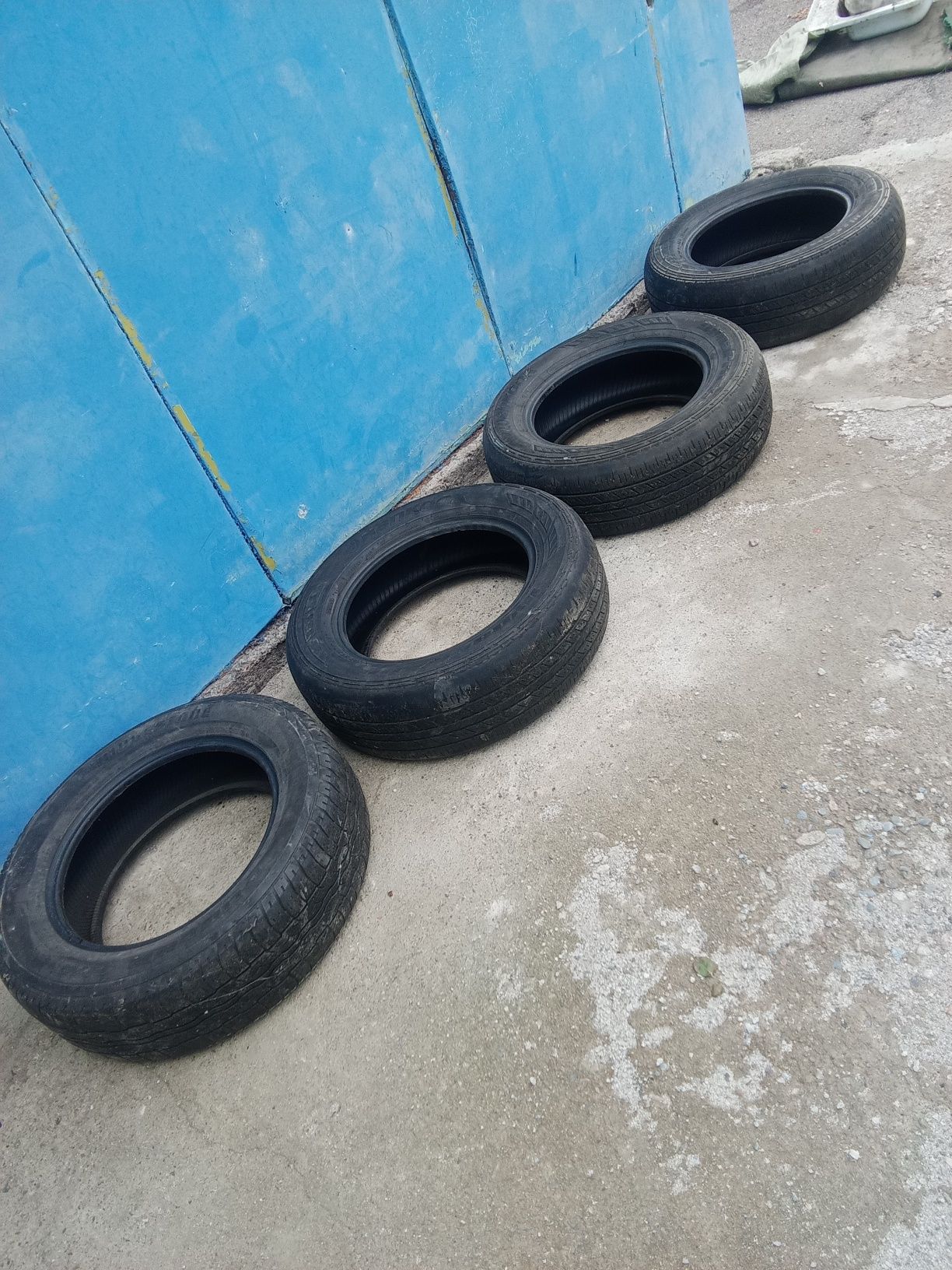 летние автошины 235/65/17
