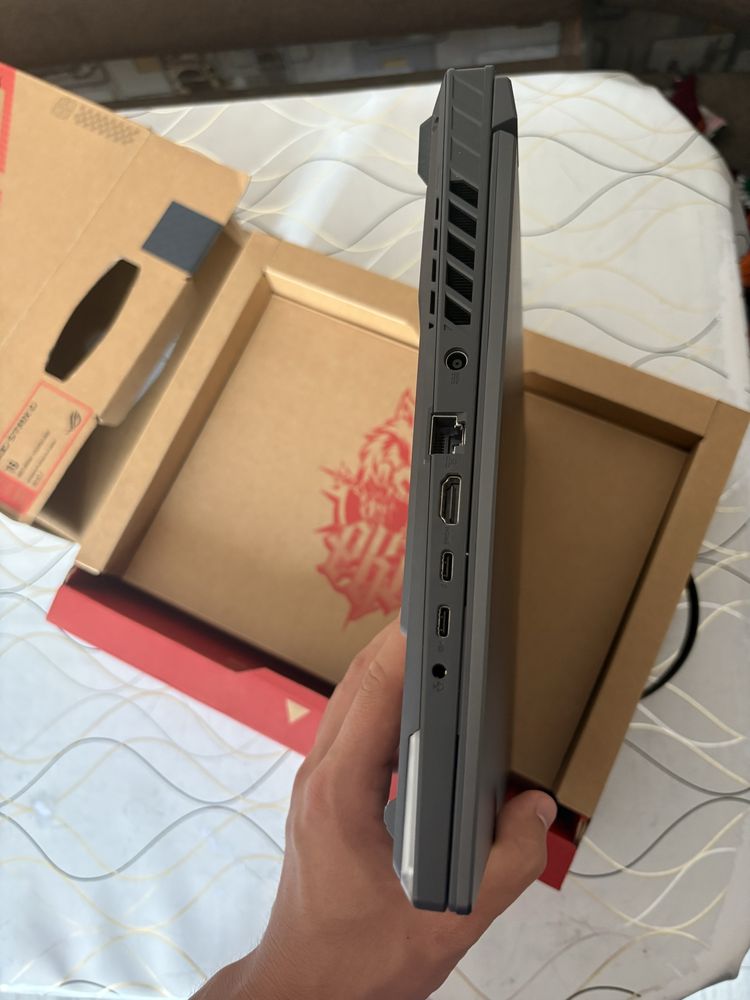 Asus rog strix G16
