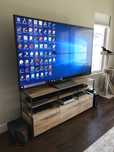 Продаю телевизор Smart TV 65 дюймов