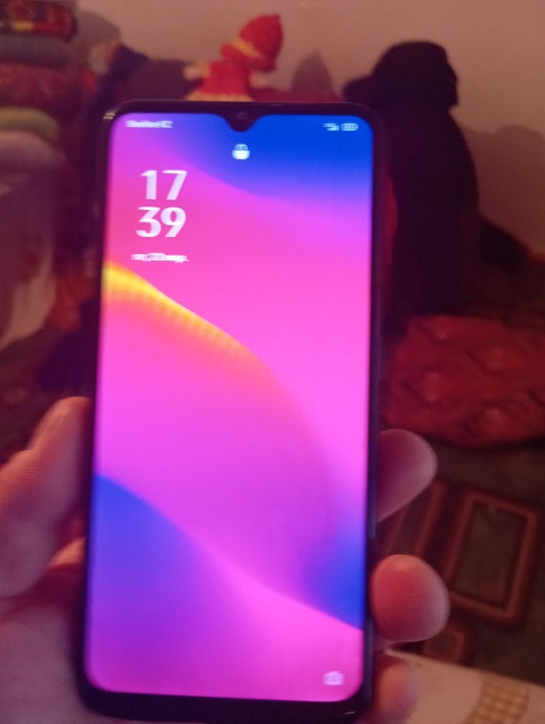 Телефон сатылад oppo A5 2020 жагадайы жаксы, барлк функциялары истейд.