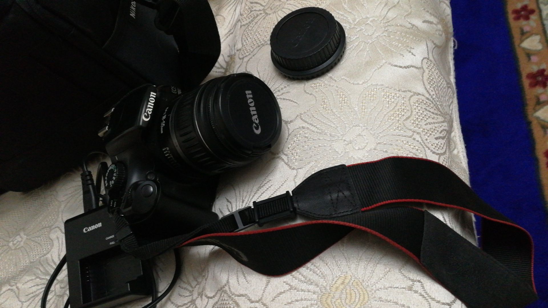 Продам Canon EFS 18-55mm EDS1100D в отличном состоянии за 70 000 тг.