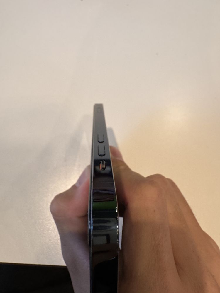 iPhone 12 pro 128