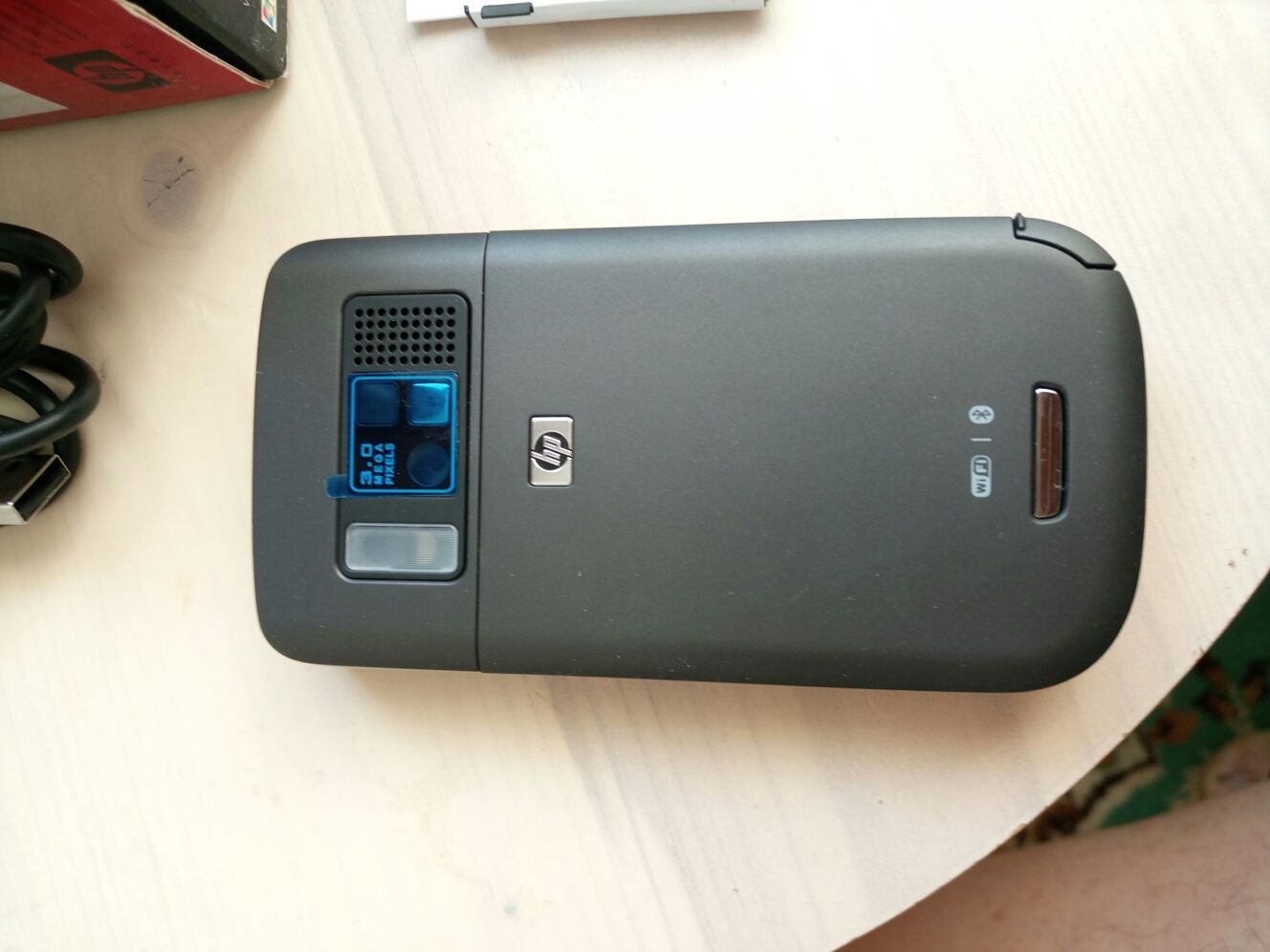 HP iPaq 614c Business Navigator Антисмартфон