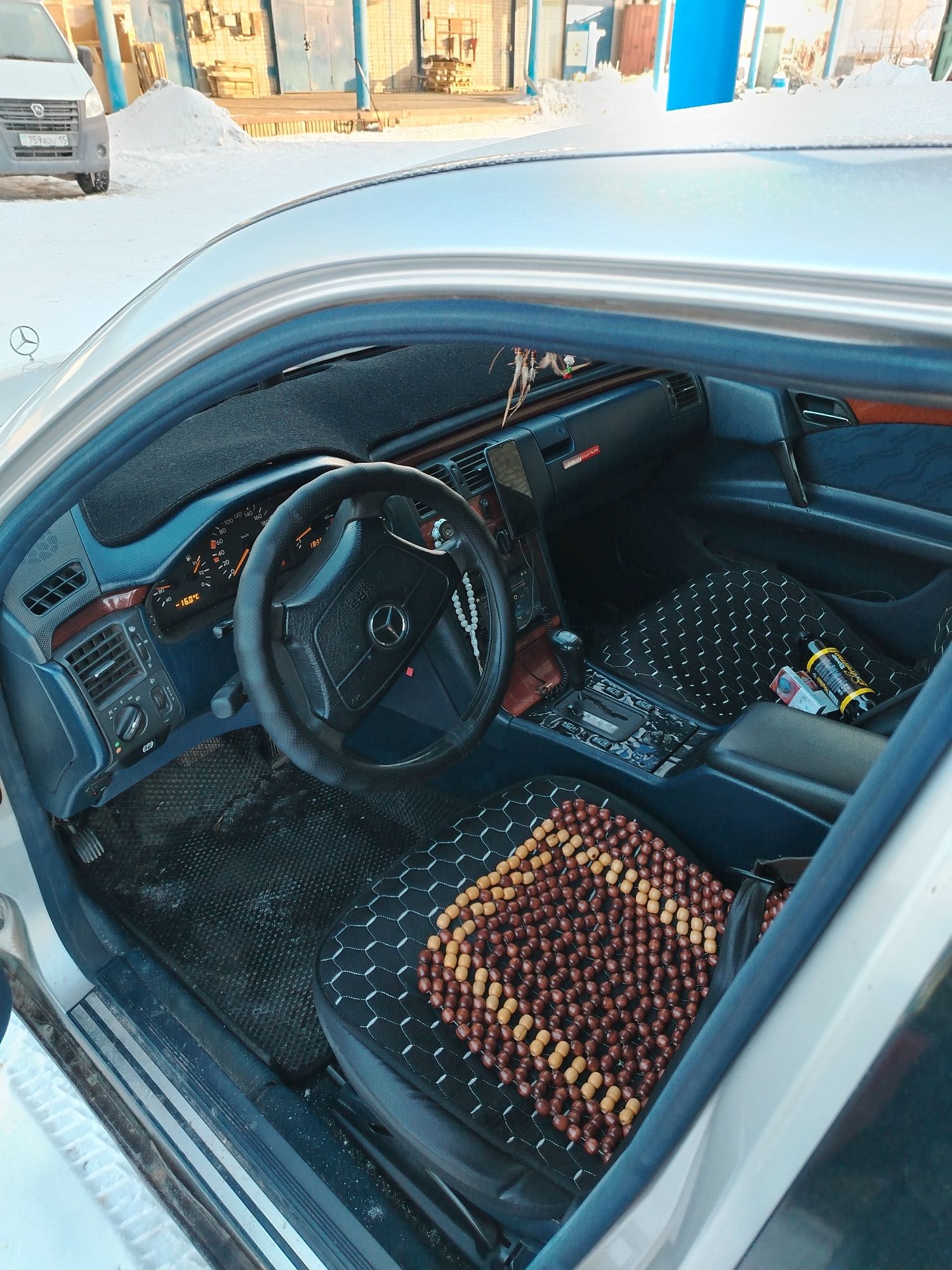 Мерседес w210 e230