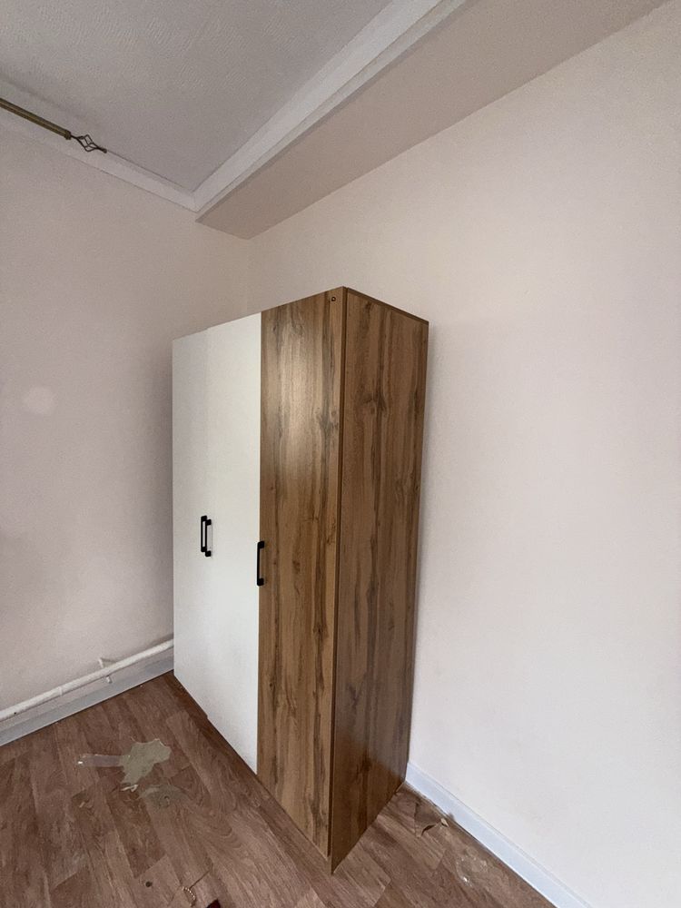 Продам новый распашной шкаф