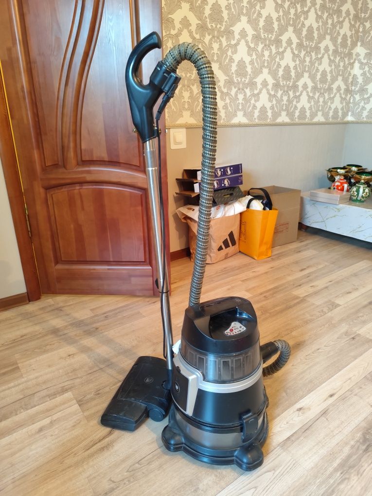 Продам пылесос Roboclean (РобоКлин)