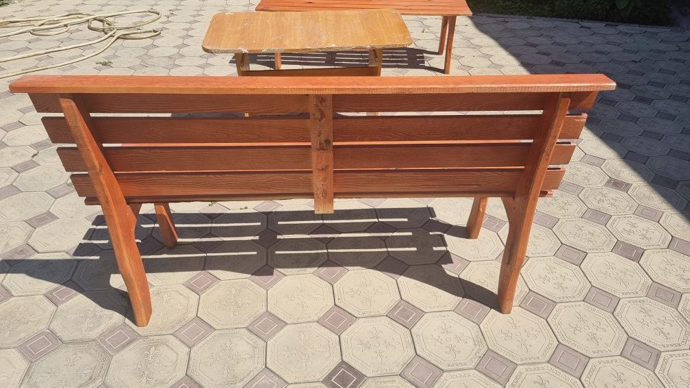 Продам две скамейки