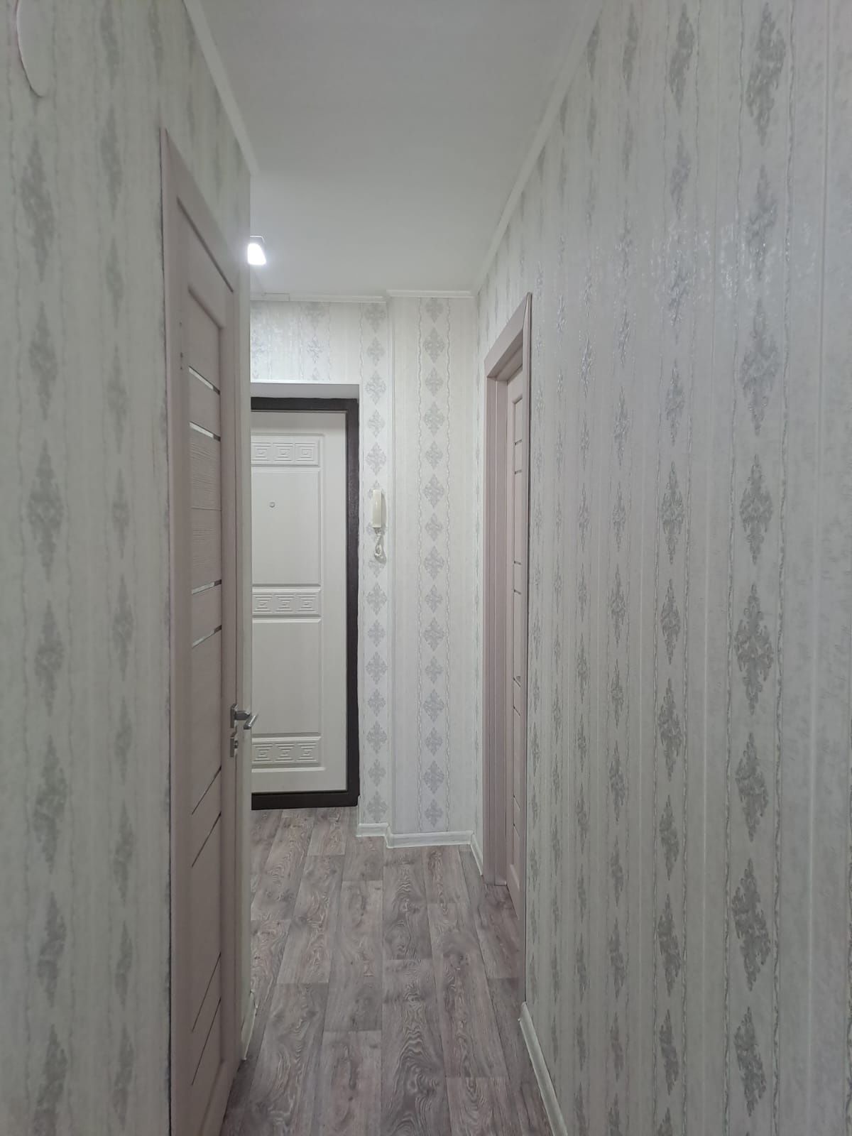 Продам 1 комн.квартиру на Огоньке